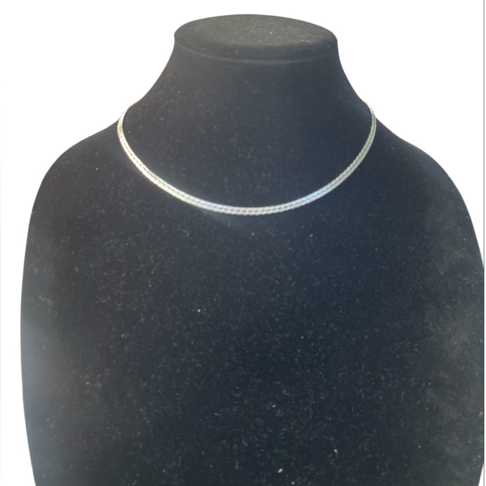 Sale ‼️Givenchy Elegant Silver Chain Necklace-Preowned
